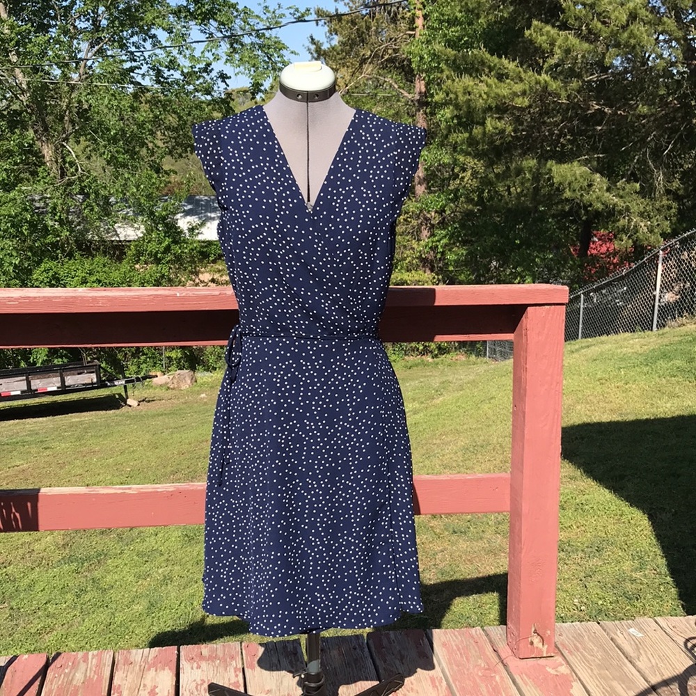✨️41 Hawthorn | Navy Polka Dot Dress (M)